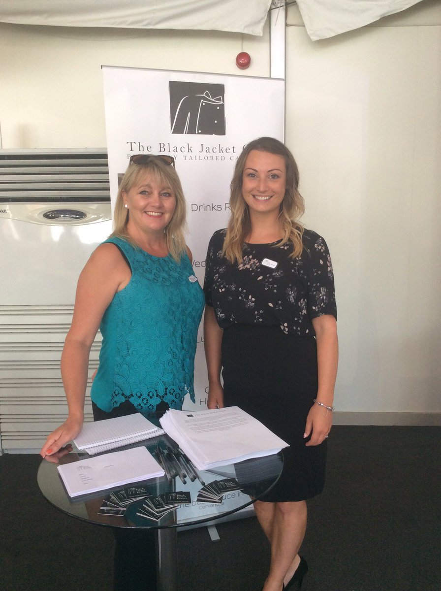 billy_grinsted's tweet photo. My girls #essex @BraxtedWeddings @BlackJacketChef #OpenDay #love https://t.co/bd6aUWYITh