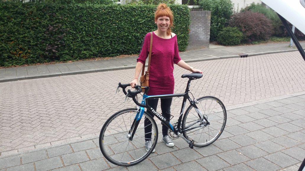 Meisje_Sanne's tweet image. I think I just bought myself a carbon Italian #tryatleet