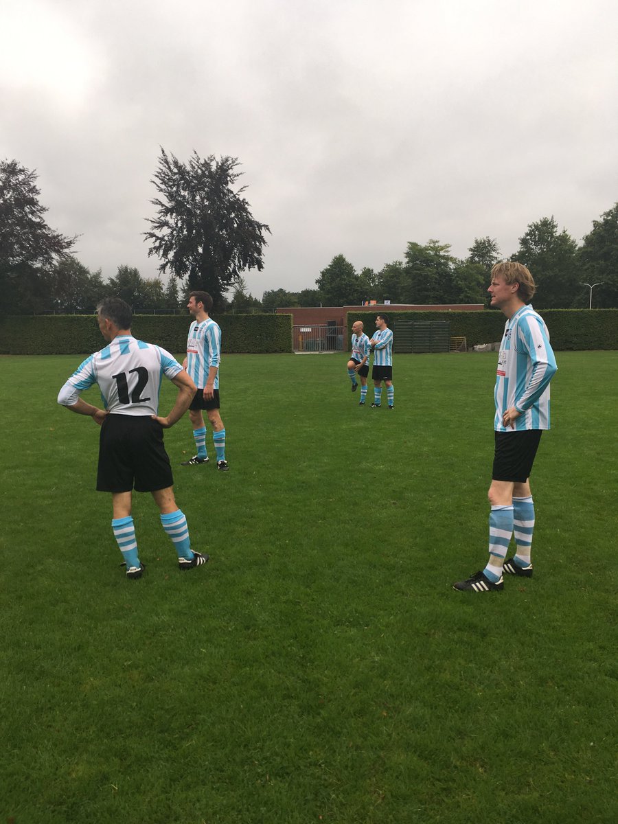 Juventa12_4's tweet photo. Helaas geen overwinning vandaag maar een 3-3 gelijkspel tegen De Zweef 5. Had meer ingezeten... https://t.co/MsqxjMkLXi