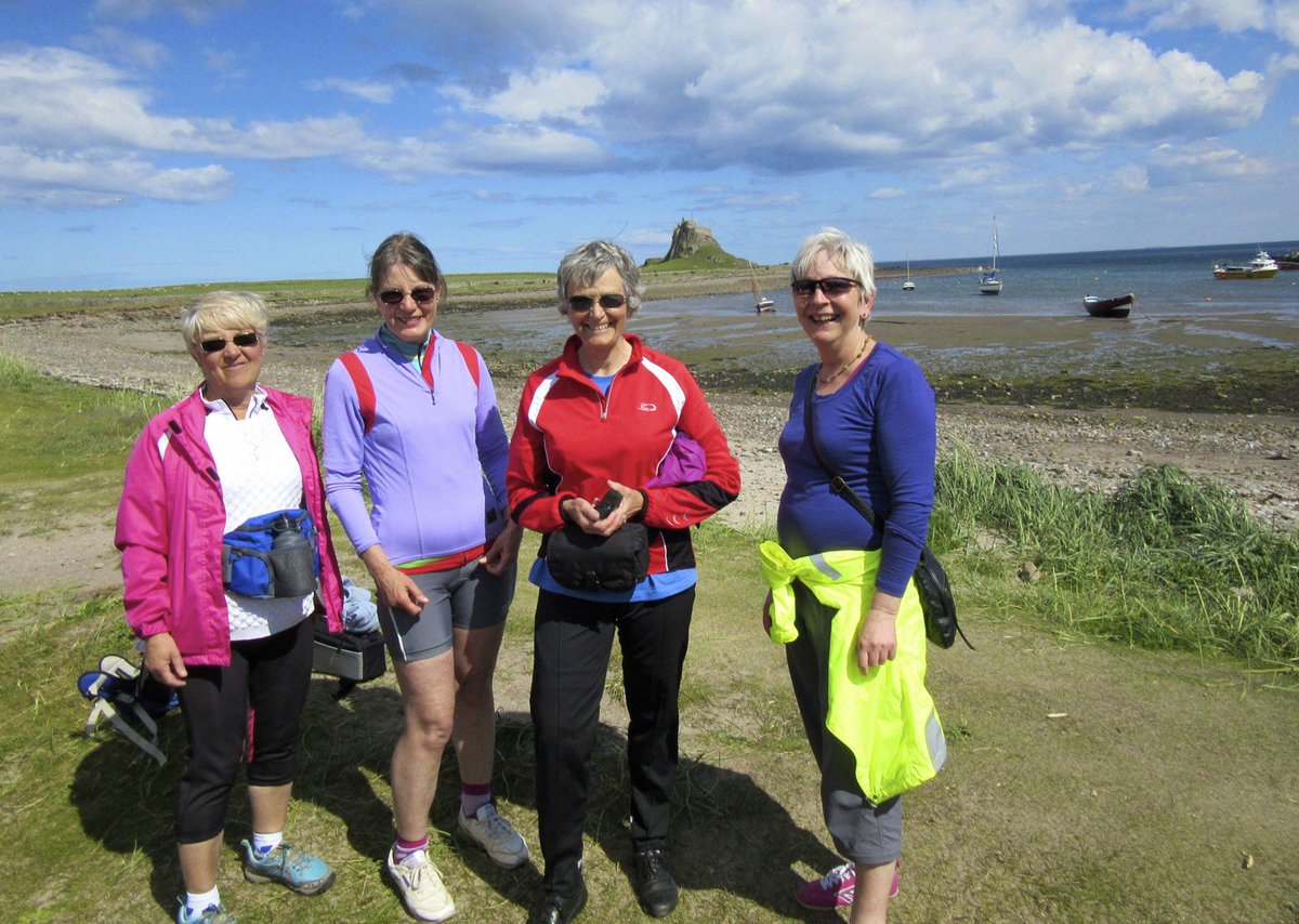 CycleHolidays4U's tweet photo. Coast, castles and cycling! Join us in #Northumberland this autumn: 
https://t.co/P7ougvuAi2 https://t.co/2eRG96bwXF