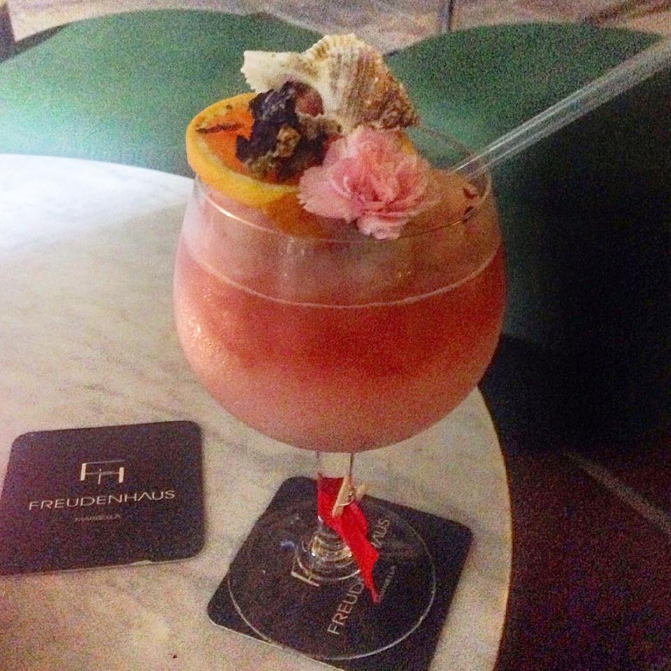 FreudenhausBar's tweet photo. We had a great weekend with some delicious new cocktails from Giuseppe! You need to try them! 😉 https://t.co/6HWONC0fWn