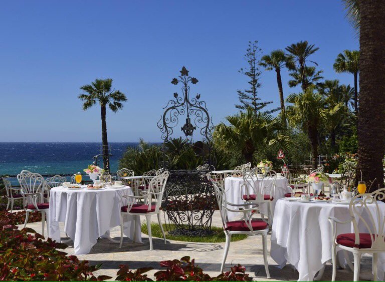 The only way to start your day <a href="/RoyalSanremo/">Royal Hotel Sanremo</a> is with breakfast on the terrace #mediterranean #ItalianRiviera🌴☀️