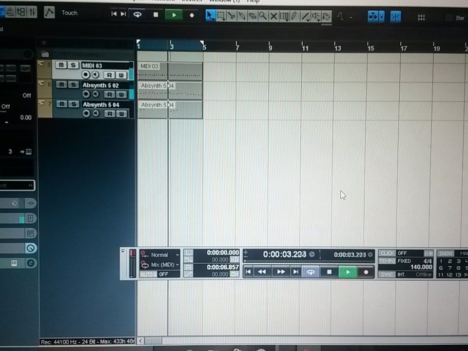 IDirectorJ's tweet photo. Music is #life 💯 #producing https://t.co/CCgd4if1gc