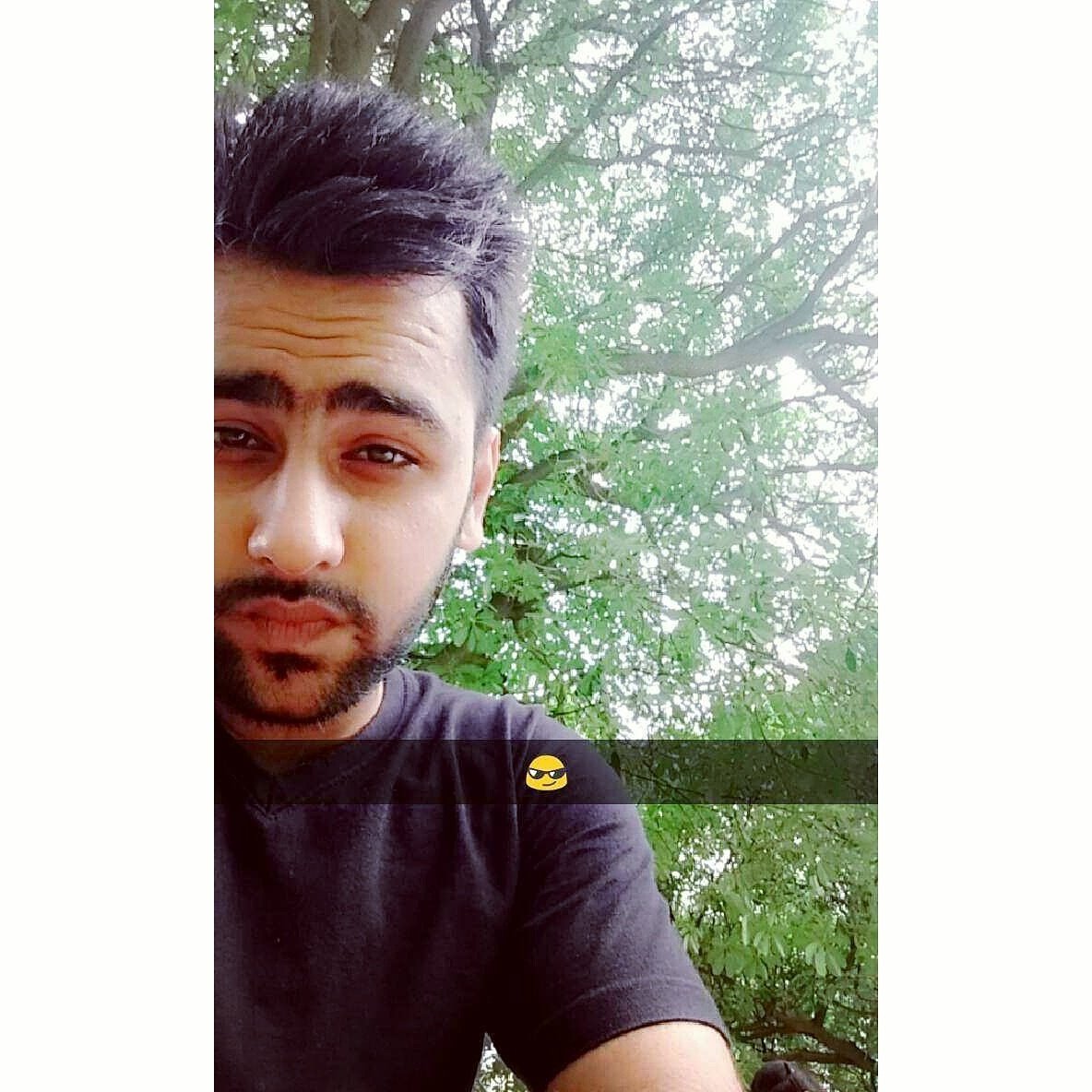 lovish_dembla's tweet photo. Snapchat-lovish_dembla https://t.co/ssH6HvGqnB