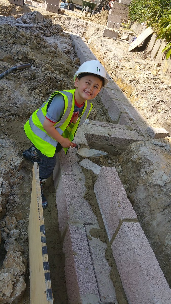 sparky0778's tweet photo. New build progressing well https://t.co/0Zta4EwYsw