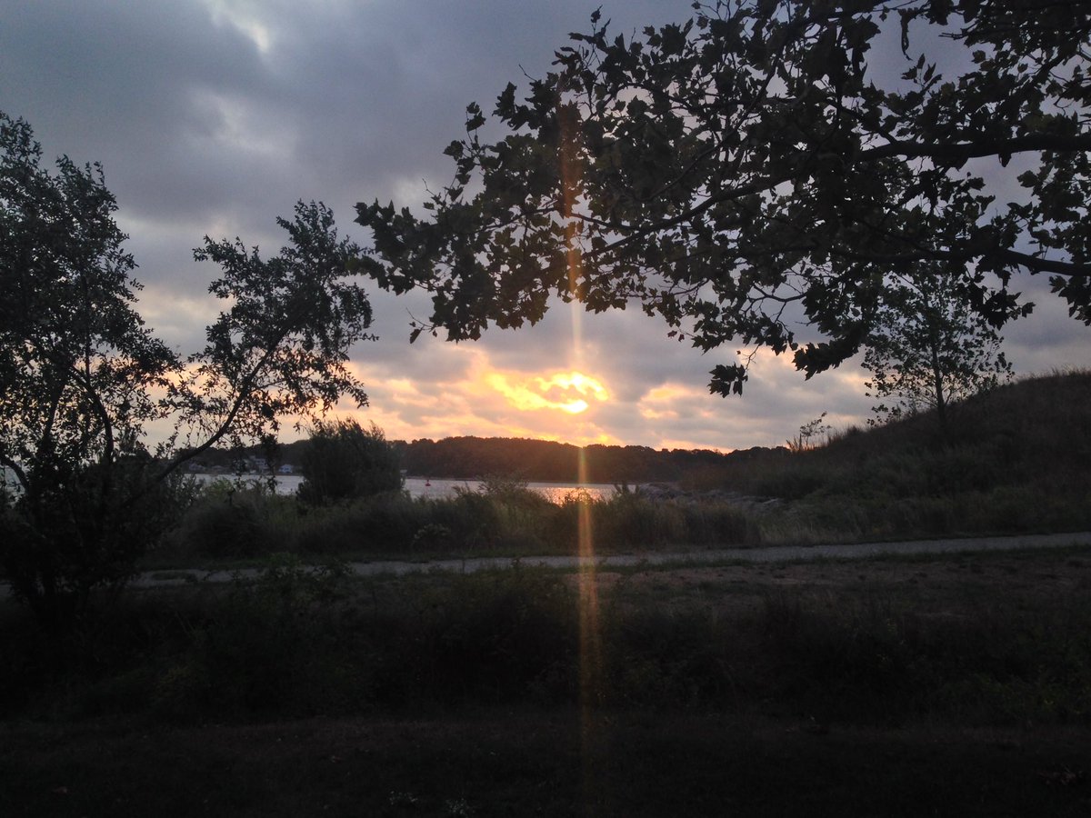 BigmouthBgbelly's tweet photo. Best place for sunrises and sunsets #WebbStatePark #FindYourPark https://t.co/5DONCqbnWR
