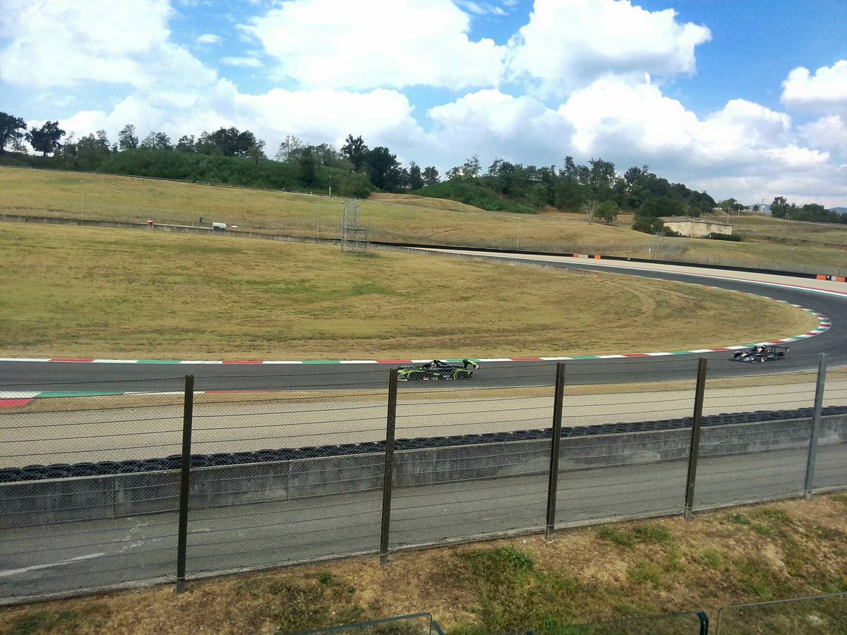 VdeVSports's tweet photo. Encore 3H de courses #proto #vdev #vdevenduranceseries #mugello https://t.co/G95N2JcnXt