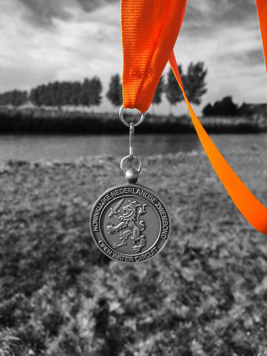 Miss_Delenn's tweet photo. Totaal 3 Nederlandse titels behaalt dit seizoen: een op de 22 en 10 km NK en een voor het Openwater circuit!  (2/2) https://t.co/LtCpdjvbU8