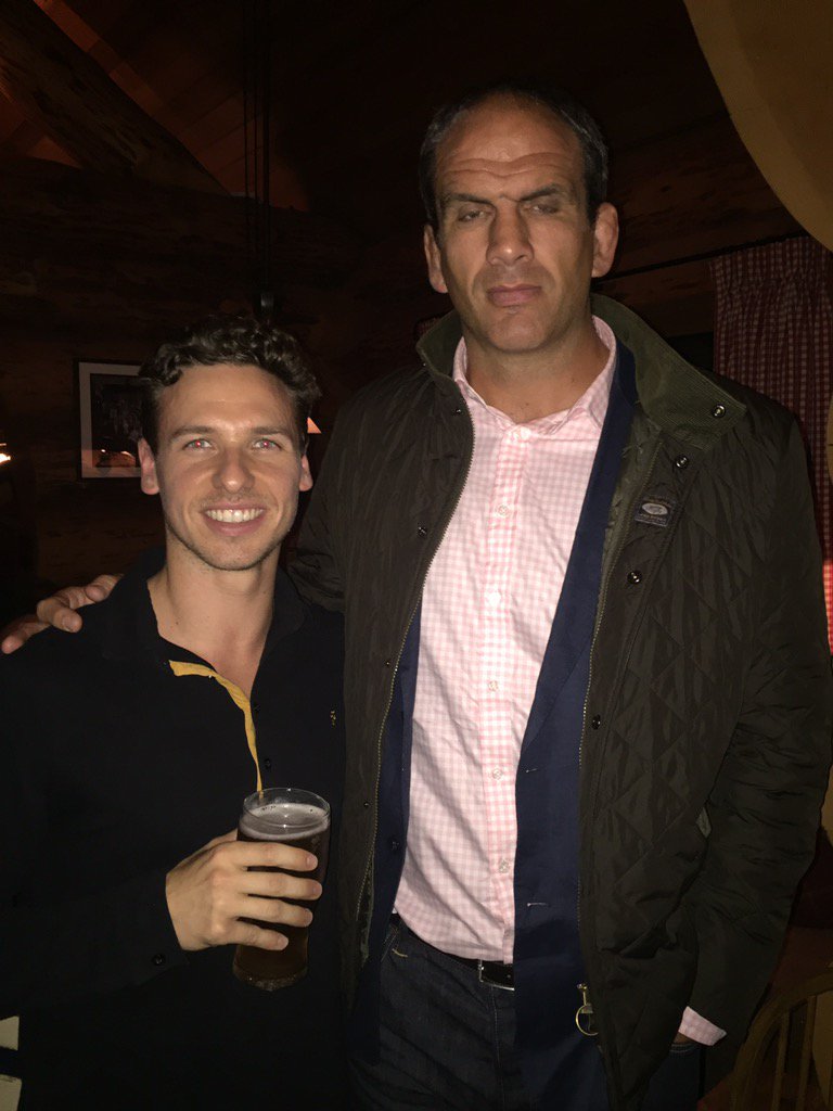 MatthewJeans's tweet photo. Beaming with this after show last night! https://t.co/Fl5snjA8C8