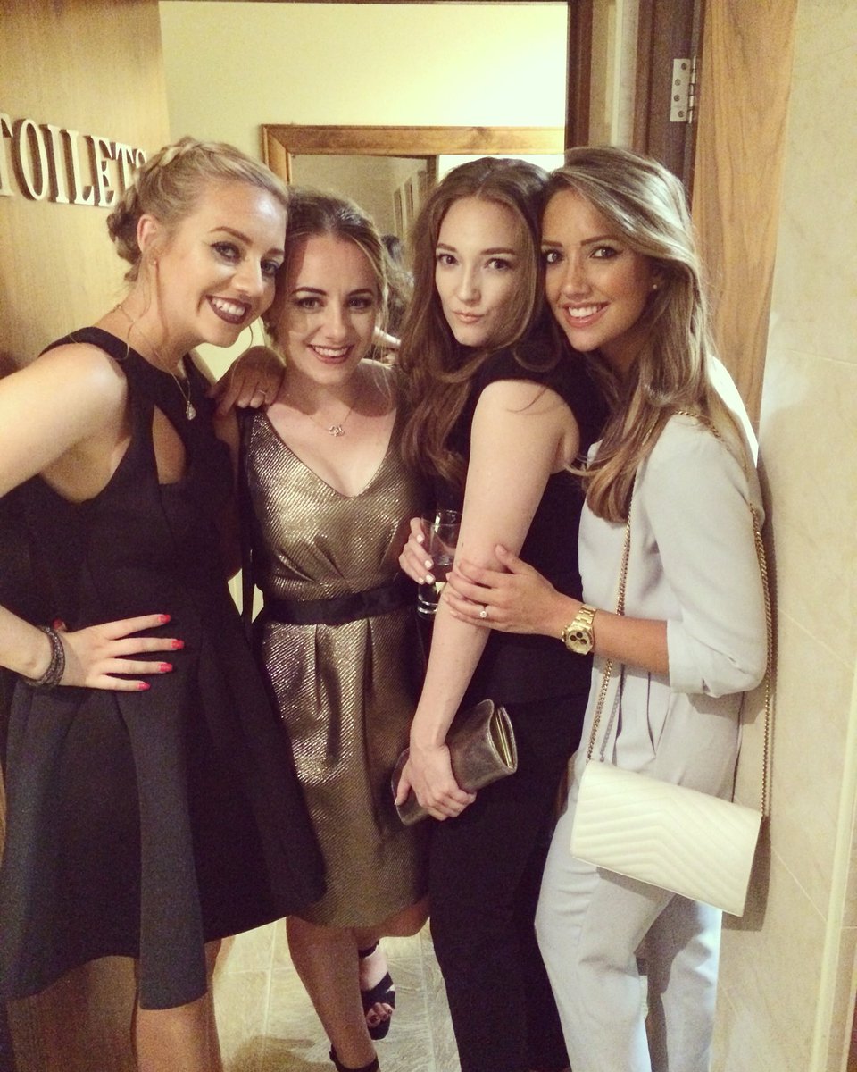Kelseyann3's tweet photo. Conti girls 💗 @Being_Kelsey @DanceModeKWB @JaydeLJeffries https://t.co/FbJXJJWdUB