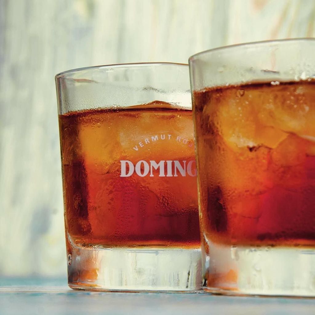 domingovermut's tweet photo. Que no se acabe el Domingo!!!
#soydominguero #domingovermut https://t.co/SP2Owh4RkX https://t.co/tSCExNxDRg