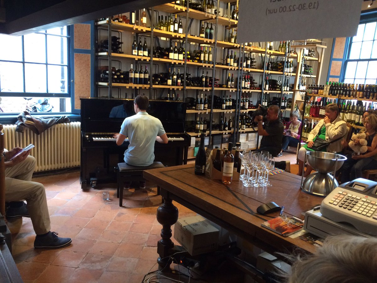 Jong jazztalent bij <a href="/KlaasDrupsteen/">Klaas Drupsteen</a> #pianowandeling