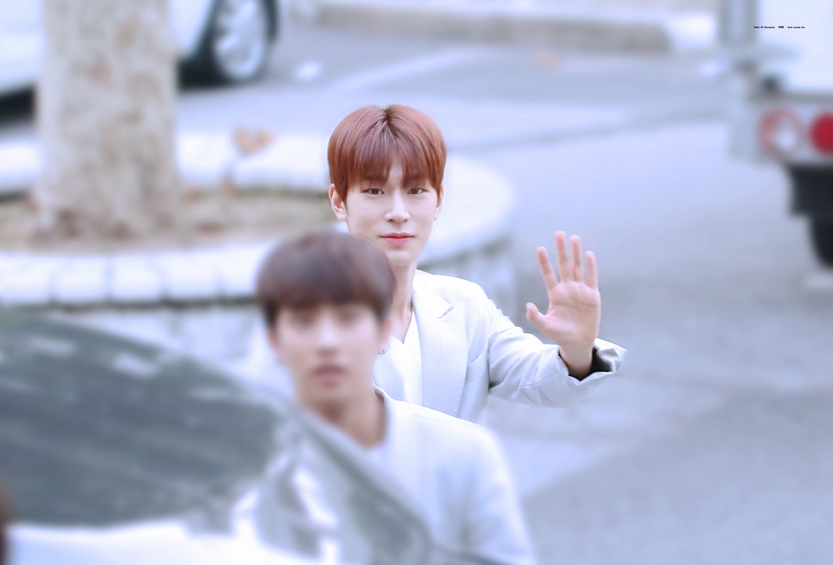 seungjun_189's tweet photo. [HQ] 160910 익산 원광대 #승준
출근할때두 요정미 빰빰
@KNK_SEUNGJUN @KNKOfficialYNB
 #박승준 #크나큰승준 #KNK #크나큰 https://t.co/kKcMMUbYMF