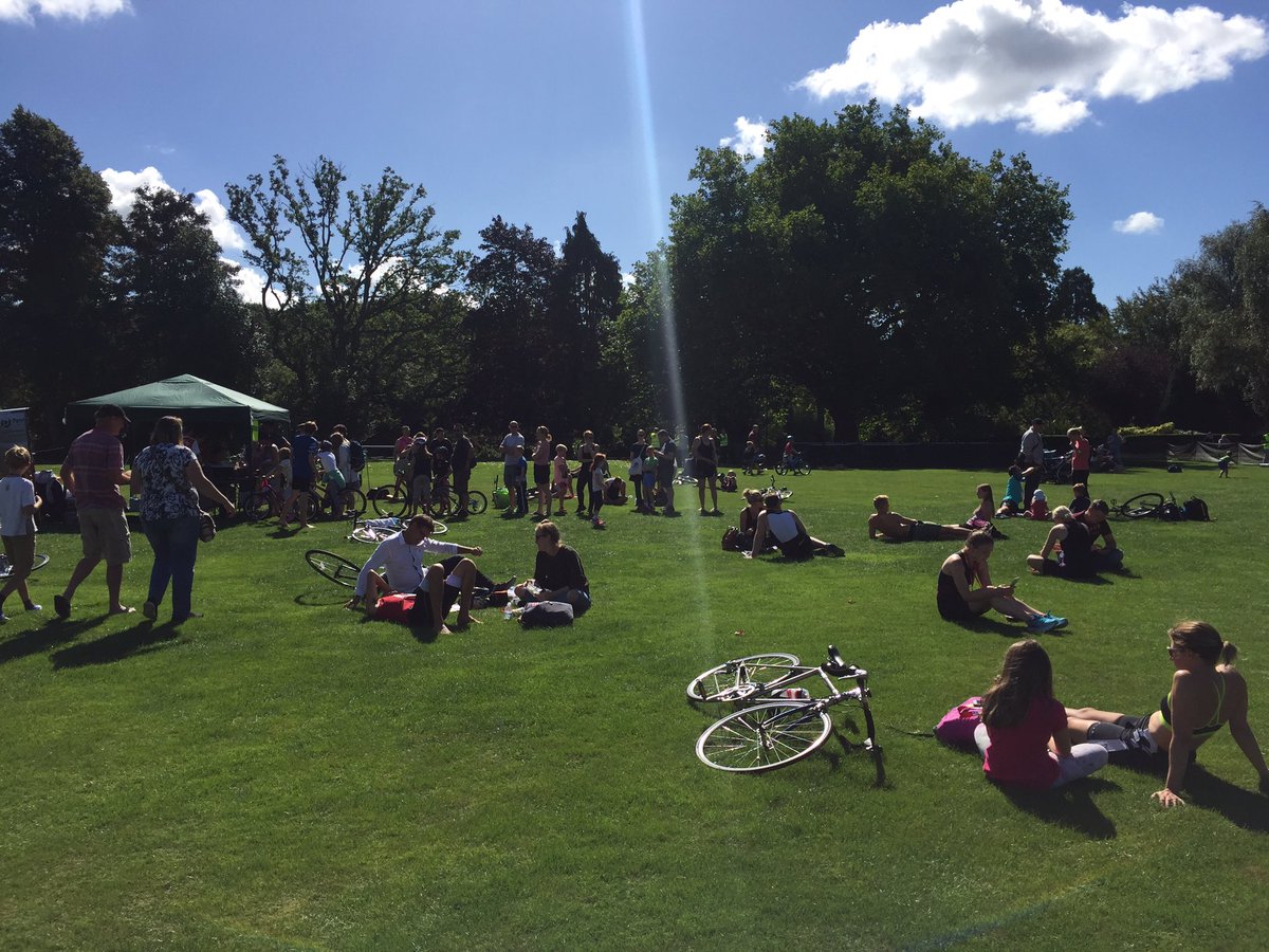 Loweandslow's tweet photo. Fantastic day so far at #woking park for the Triathlon! Well done to everyone who participated! #triathlon #sunny https://t.co/sh7rttZ4ot