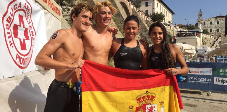David_Ram_Mar's tweet photo. Carlos Quijada y @RomeroMaquina de @GSDcdeportivo campeones de Europa de Natación  https://t.co/llZOiFXR36 https://t.co/YFjpYg61vt