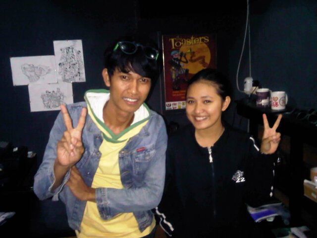 andreshamrock's tweet photo. Peace two #sodarahsemeja https://t.co/JgH0VZ5VSL
