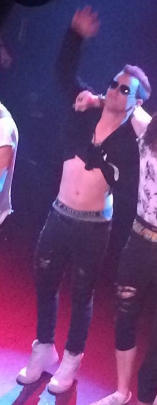 bestpicsofaus's tweet image. He's also known as a fashion icon.