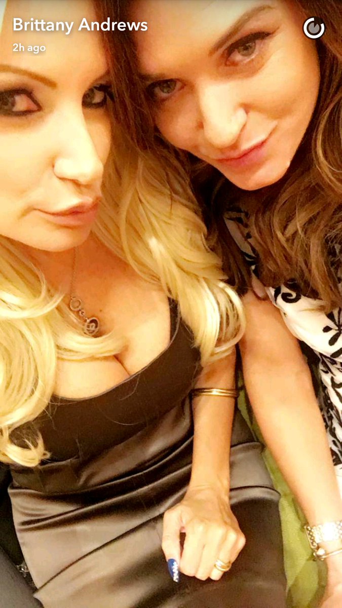 nghty_gabru's tweet photo. @DJBritStar #ff the beauty of #snapchat #missdjbritstar
#blondebeauty #snapchatmodels #hottestgirl https://t.co/IL3LyCWre2
