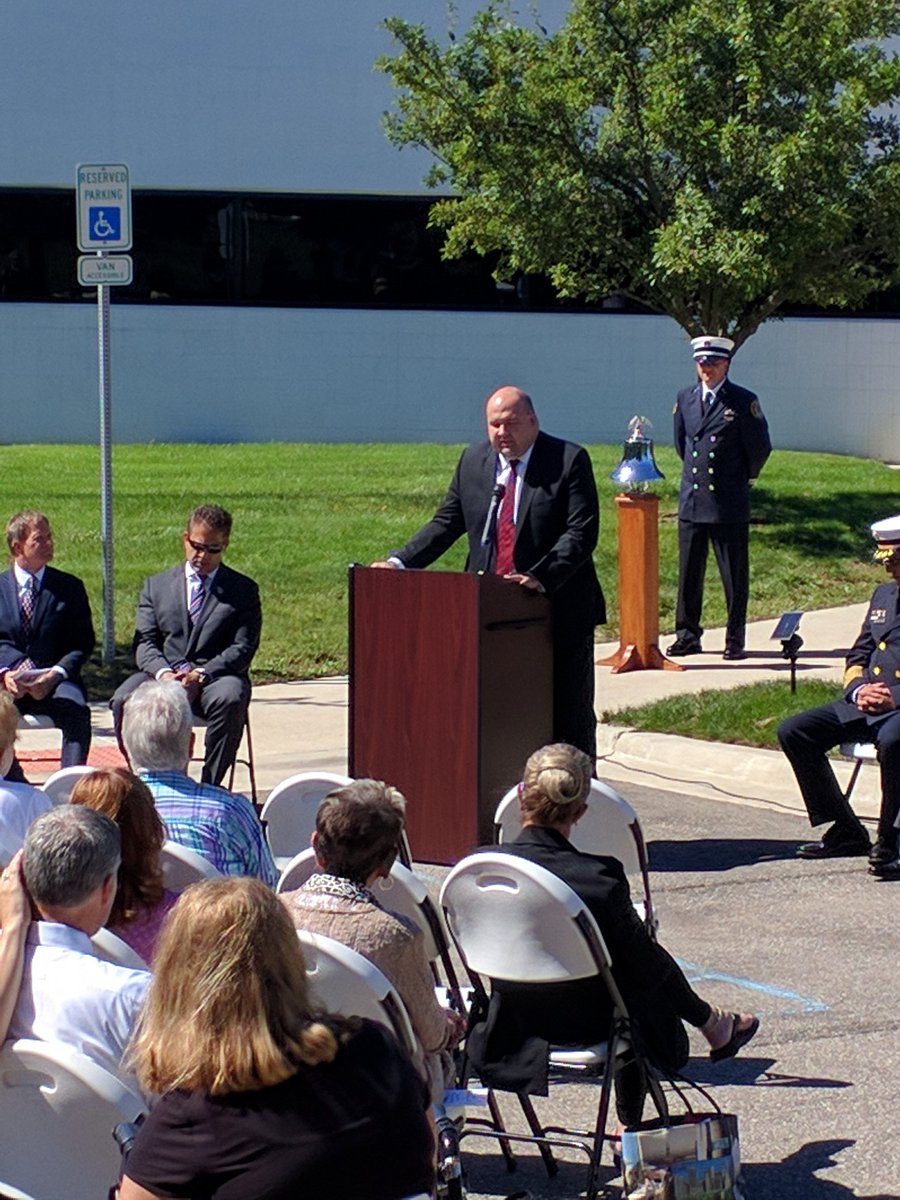 osman7860's tweet photo. State Senator @knollenberg &amp; State Rep. @webbermi77 speaking @RochesterHills #9/11 Remembrance Ceremony #NeverForget https://t.co/ofaZ17Vffe