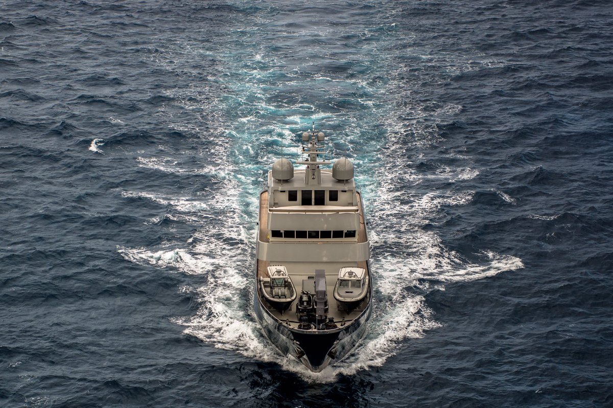 WaittFdn's tweet photo. On expedition w #OceanAzul and @EmanuelJFG in the Azores. Daily Stories on our photog's page https://t.co/H5ju0q3jUp https://t.co/n6EaNFwpot