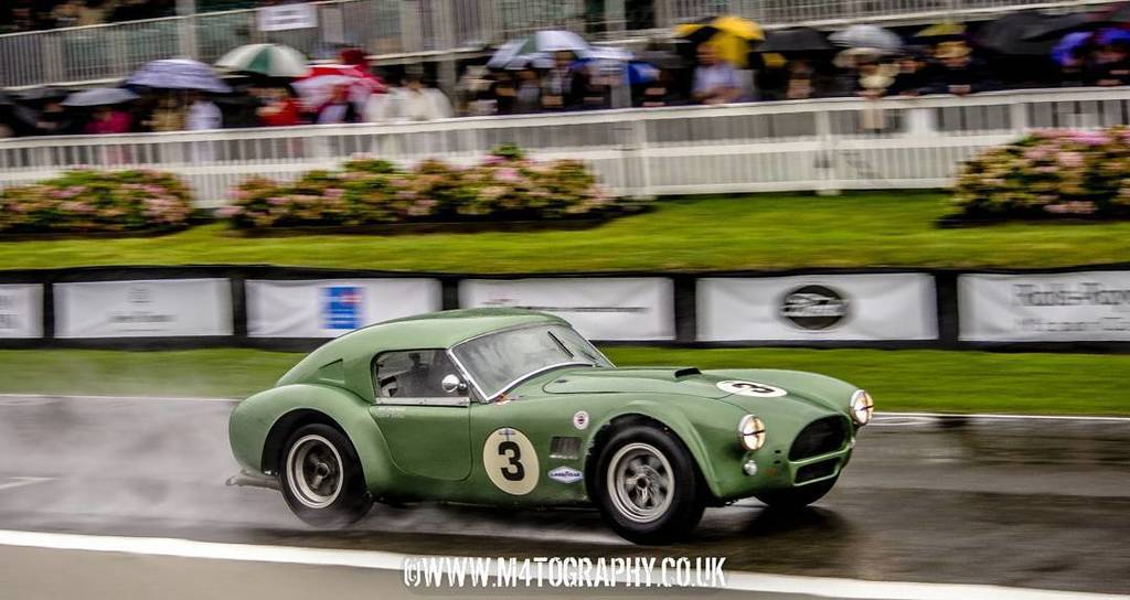 M45T1N's tweet photo. The #AC #Cobra #ACCobra of #BillShepherd & #AndrewJordan @GoodwoodRevival #GoodwoodRevival #GoodwoodRevival2016 #G… https://t.co/tjd3xcixoI