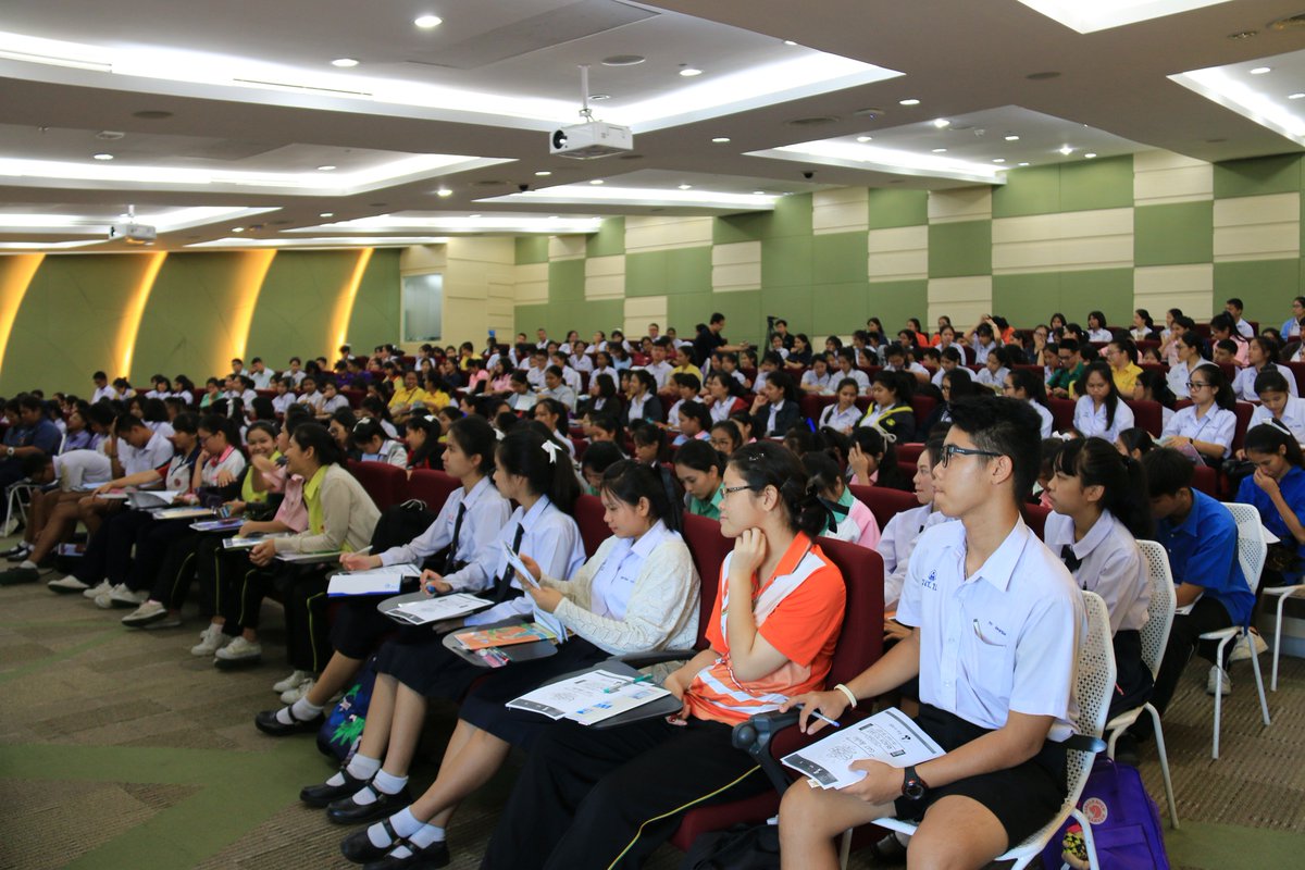 vstudynews's tweet image. ขอบคุณน้องๆสำหรับการตอบรับที่ล้นหลาม การยืนยันสิทธิ์เต็มใน 1 นาทีเลย~ เจอกันใหม่งานหน้านะ❤ #VExam #ReadytoGAT #dek60