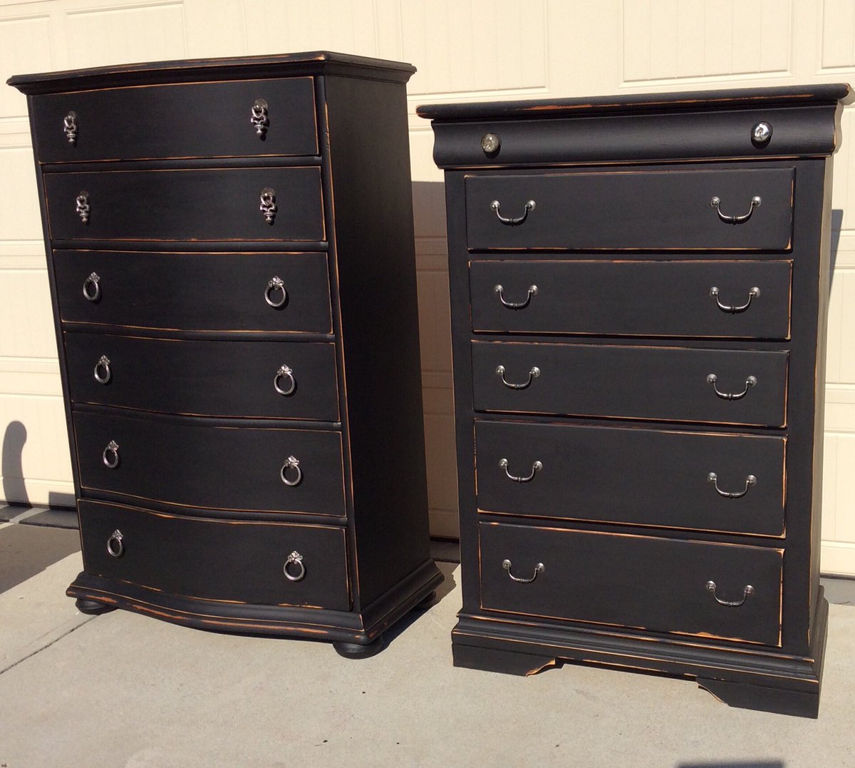 These two turned out so sexy and sleek #Chalkpaint #black #sexy #did #upcycle