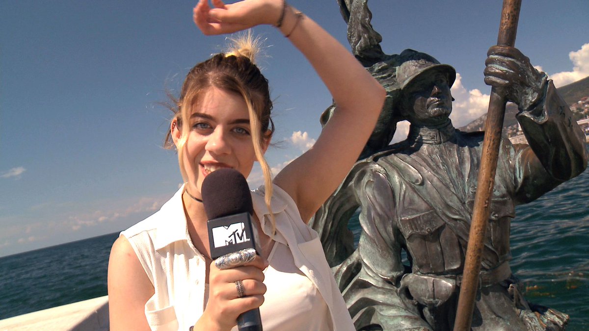 mtvsrbija's tweet photo. Kod nas #leto još uvek traje! #BestOf izdanje #SFR4 avanture čeka te u 17:30h! --->> https://t.co/byEM5kUla9 https://t.co/65uMfW6F2E