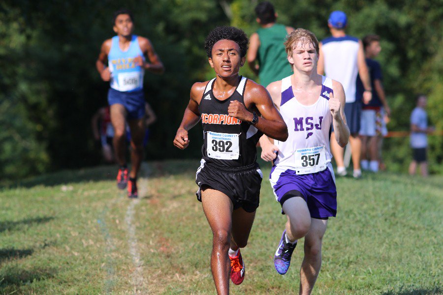 MilesplitMD's tweet photo. Recap: Navarro, Mann Beat the Heat at #HoCoInvite https://t.co/07ZyUUcilA https://t.co/cFc3jovDD7