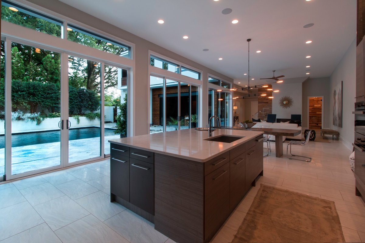 jscapozzi's tweet photo. #northcarolinarealestate #ncrealestate #realestatephotography #realestate #clt #charlottenc #modernhome #estate https://t.co/bcQkWYwzLV