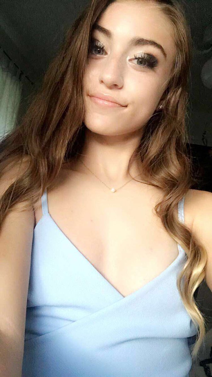 notemma_'s tweet photo. so proud of my hoco makeup last night 🙏🏻👏🏻 https://t.co/NK7MCDUHpy
