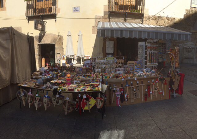 tiendaecastillo's tweet photo. Última oportunidad para visitar nuestro precioso y barato puesto de la feria medieval, no te lo pierdas!#Cuenca2016 https://t.co/Bu08xjz9QU