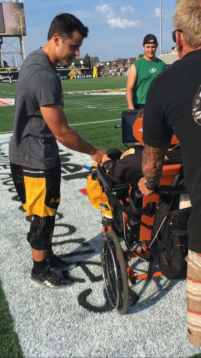 AndrewONielsen's tweet photo. @ZCollaros7 Have a GREAT game bud. You'll make AWESOME passes &amp; plays today! #DABpower  #beattheArgos @Ticats https://t.co/33yKRfkDge