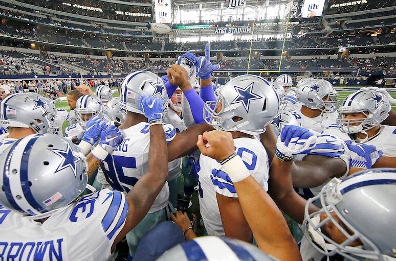 Ch_Chaplin8's tweet photo. Buenos dΓas...
Β‘TerminΓ³ la espera!
#DallasCowboys Gameday π#InDakWeTrust #CowboysNation #Nflkickoff2016 https://t.co/M5TU32s7fa