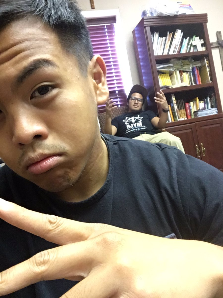 SJYMBaytown's tweet photo. And we back! First day of CCE starts at 4:30! Tweet us your #FirstDayFace to show love. #SJYM https://t.co/HfZVt9PyDp
