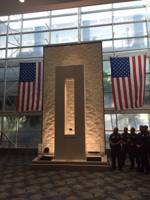 FLLFlyer's tweet photo. This Memorial honors those we lost and who continue to serve and protect us every day. https://t.co/6wgO9qCL98 https://t.co/oPDRWyygOM