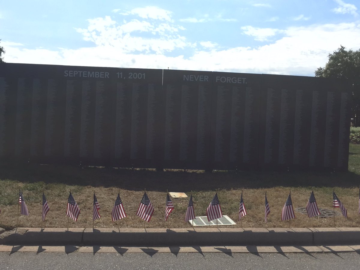 RomandoDixson's tweet photo. Today people are stopping at this memorial at @BJUedu to pay their respect to those who died 15 years ago. https://t.co/z96qmvFbjm