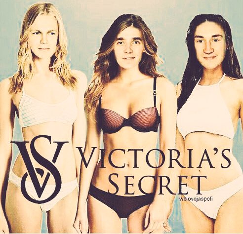 HeyItzRobbie's tweet photo. OMG 😹😂😹😱😱😹😱😹                       @Caspar_Lee @Joe_Sugg @OliWhiteTV https://t.co/XJ3T6GkxQr
