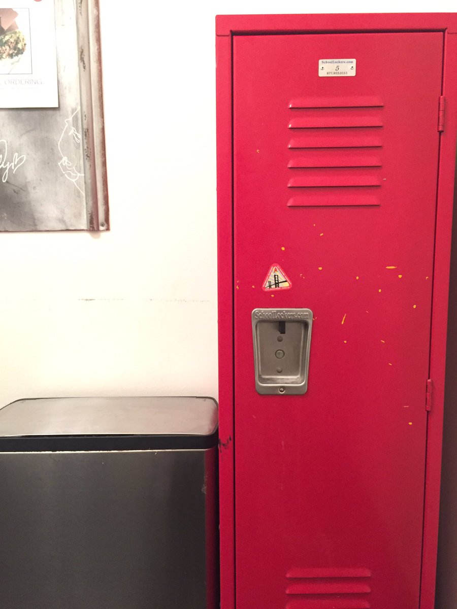 loglog812's tweet photo. Everyone check out @CoffeeBarSF for the best #HorchataIceCoffee and perfect #dumping vibes https://t.co/MecxDRUZEs