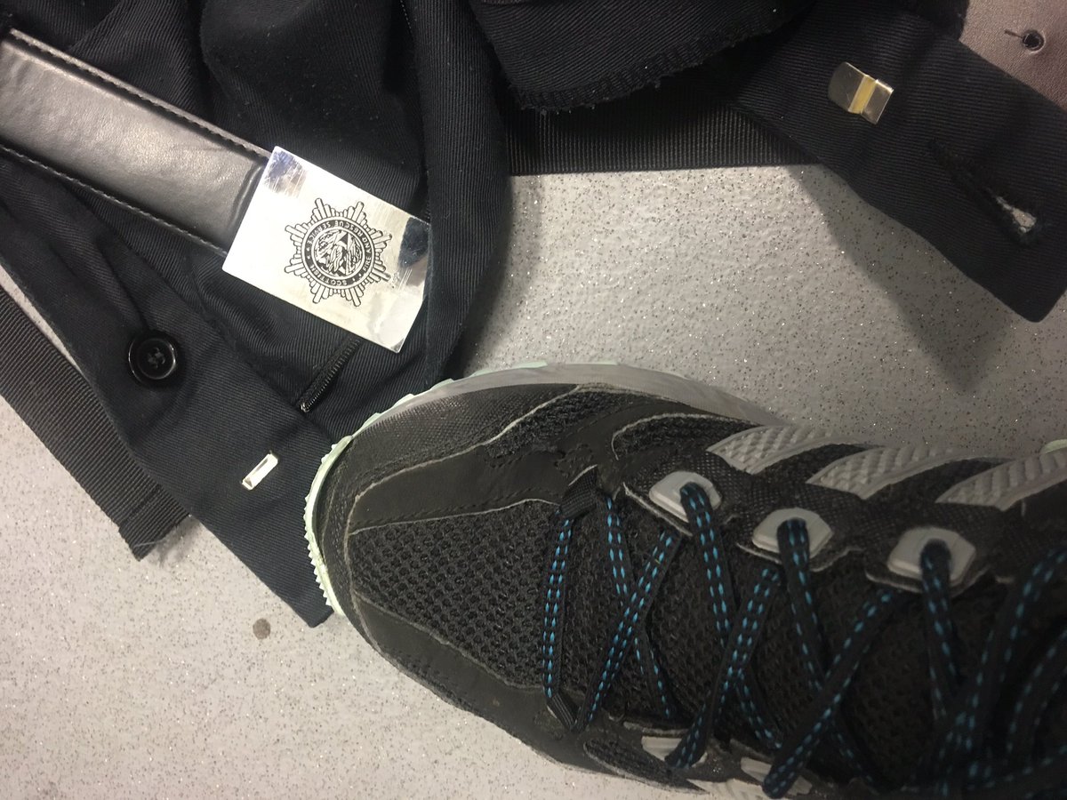 denisetcampbell's tweet image. Wee bit of #HIIT at work then #meditation followed by a bar of tablet? Mmm good but bad #nevergonnagetit