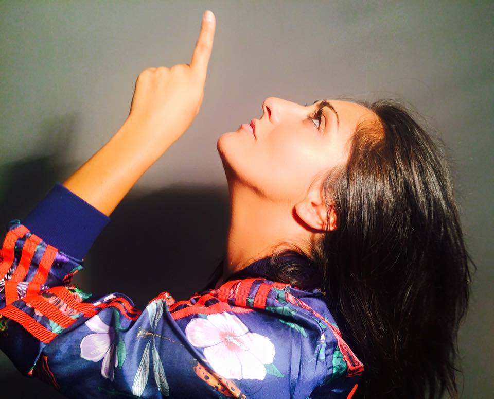 VictoriaPtrsFan's tweet photo. Merci de tout l'amour que tu nous donnes, merci pour tes magnifiques projets, merci pour tout ! @Victoria_Off ❤️ https://t.co/Xaw2wbOyc5