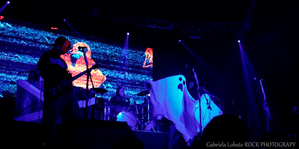 lmf_oficial's tweet photo. Así arrancamos la gira con las canciones de M.A.C.R.I. 
Se viene Del Viso y mucho más.
(fotos: Gabriela Lobato) https://t.co/ESgpPcyeK1