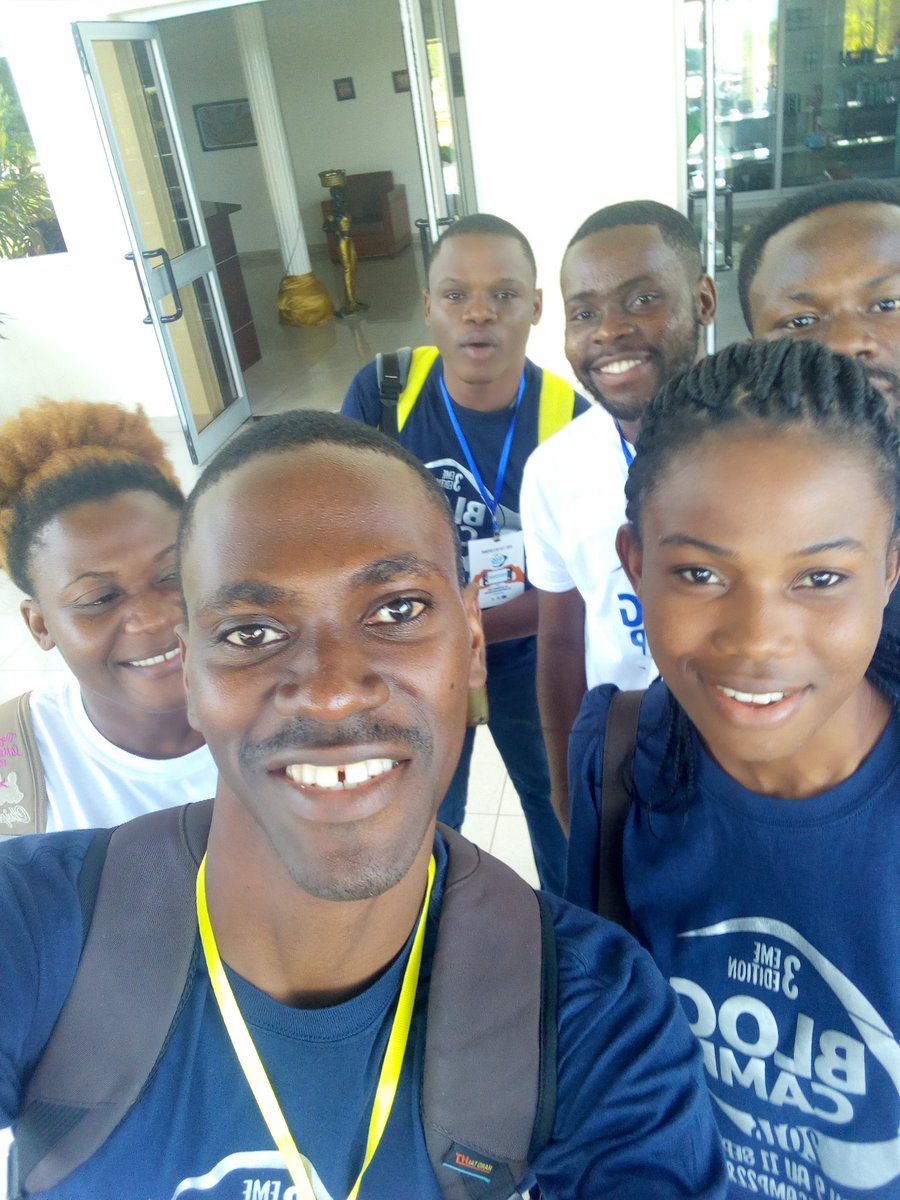 RolandEli's tweet photo. Goodbye #notse2016 #blogcamp228 @FadilRomxi @MylneFlicka @faloalognon @AnaniAgboh https://t.co/HyAOLPdHCd