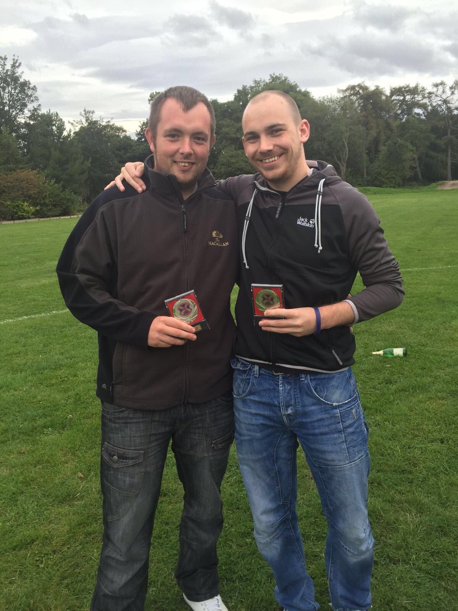 Craigh_Stewart's tweet photo. 2016 League champions! Cmon! #HalaThistle #forzathistle https://t.co/qt8VfRqiLn