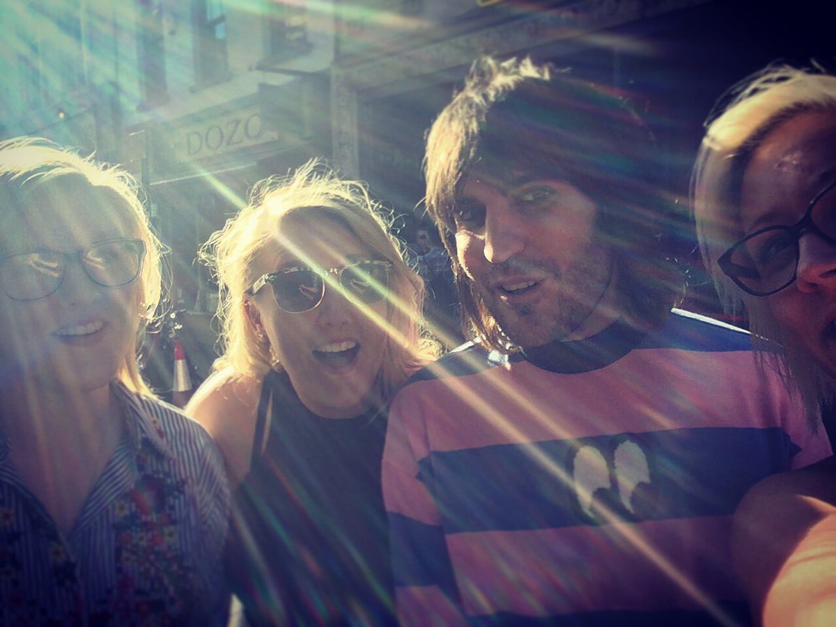 lewisk11's tweet photo. Thanks @noelfielding11 you made our day! #Angels #noelfielding https://t.co/WNgaxpWU7b