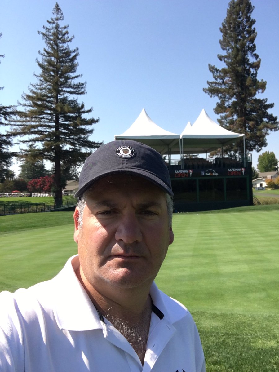 SpMontenegro's tweet photo. Jugando en Silverado. La cancha norte donde regresa Tiger... Muy lindo campo https://t.co/omNIFaONRR