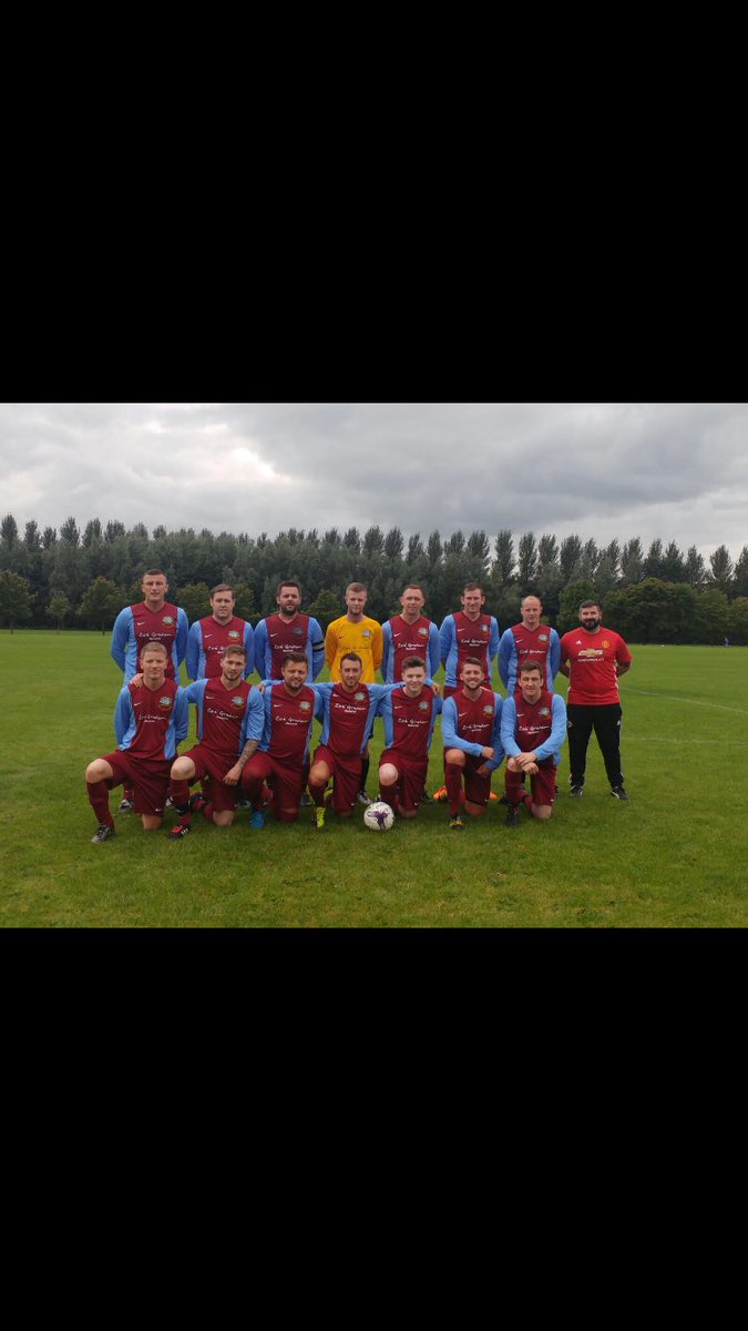 Reserves showing off their new colours for the season before the 2-2 draw with <a href="/Dunmurry_YM/">Dunmurry YM</a> yesterday.