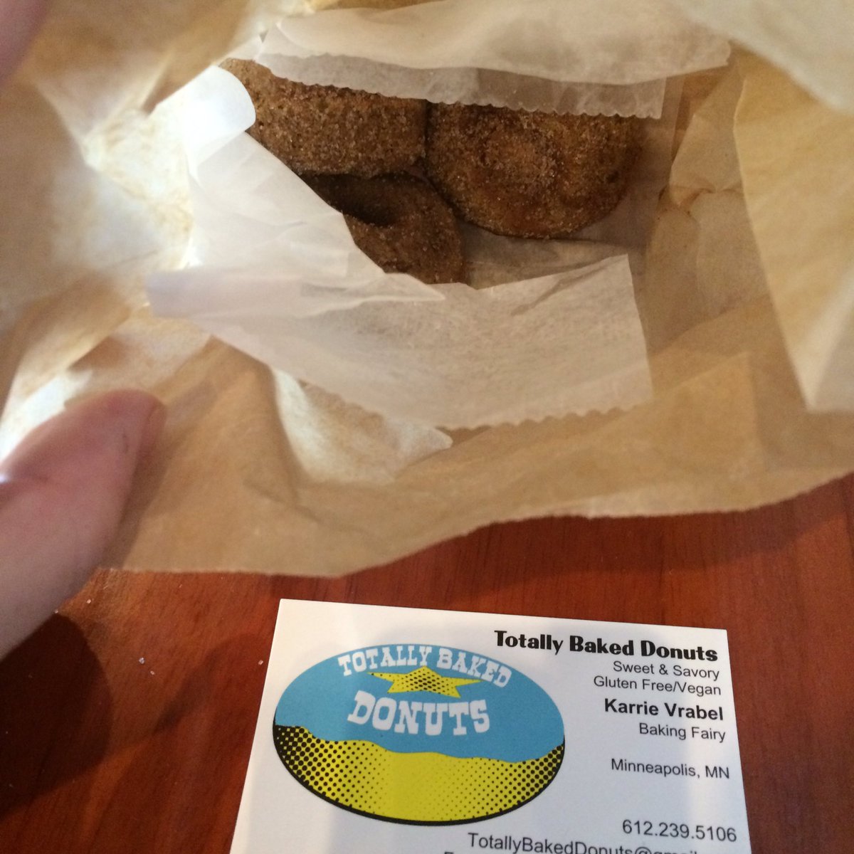 seneferu's tweet photo. Breakfast @ReverieMPLS #vegan donuts from @TotallyBakedDN β€οΈ the #MiniCinnis and went back for 2 more #pumpkin https://t.co/px80ChjIID