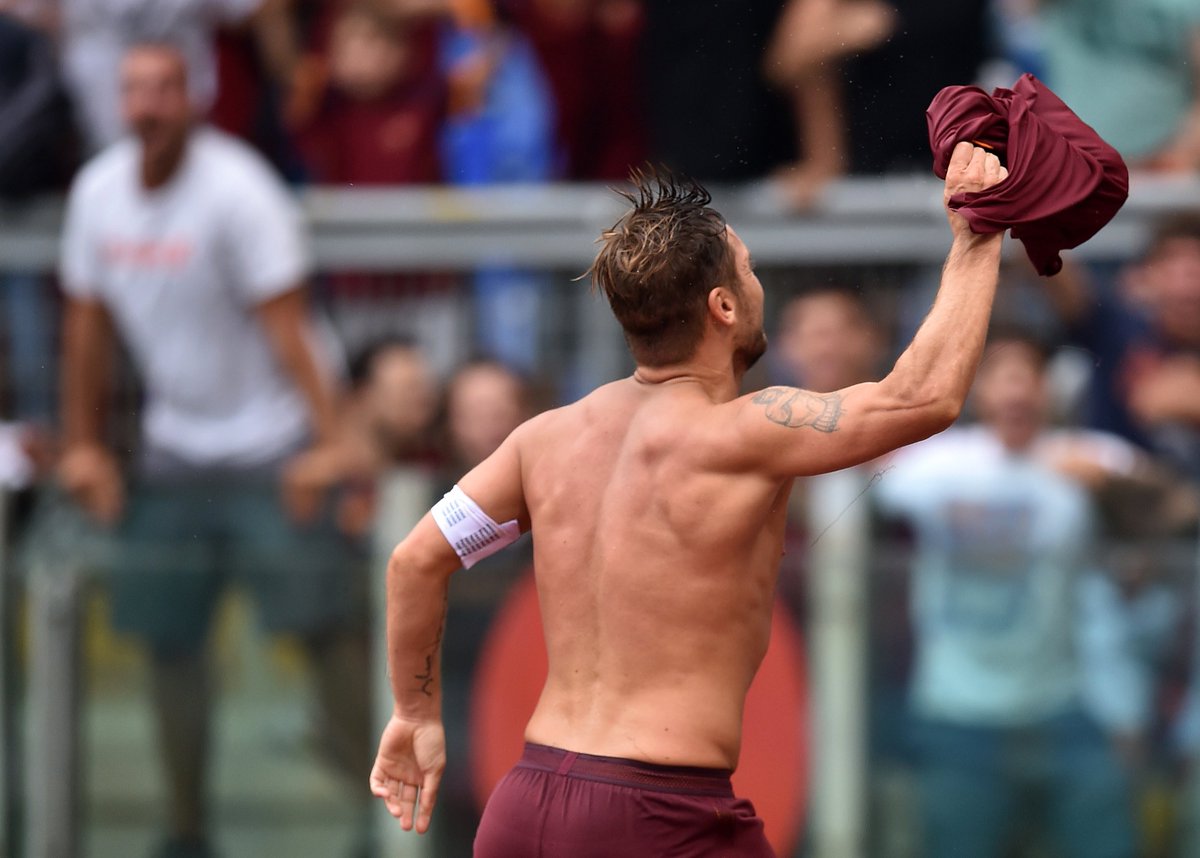 EuropaLeague's tweet photo. Roma legend Francesco Totti has now scored in 23 successive Serie A seasons! #UEL https://t.co/7zxtv1BFnm