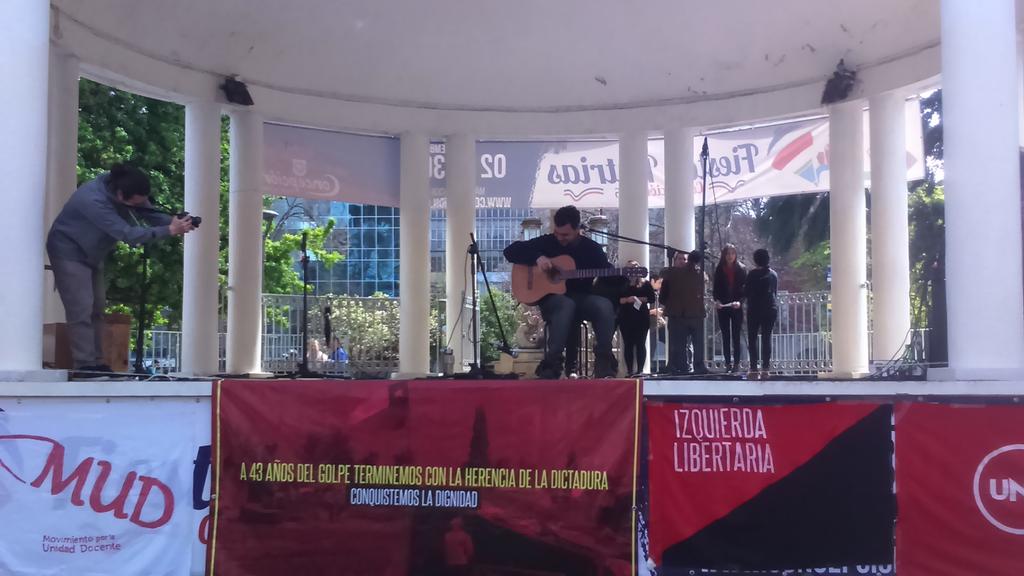 mud_concepcion's tweet photo. En la conmemoración del 11 https://t.co/7V93DQbPS0